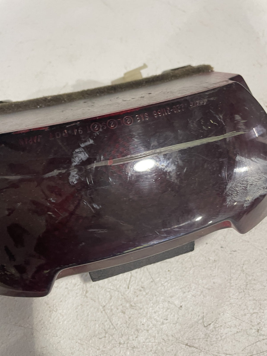 97 YAMAHA YZF1000R REAR TAIL TAILLIGHT BACK BRAKE LIGHT