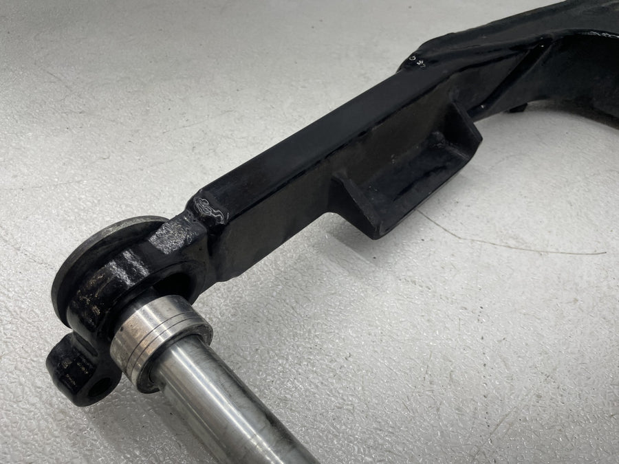 07-11 HARLEY-DAVIDSON STREET GLIDE FLHX REAR SWINGARM SUSPENSION ARM