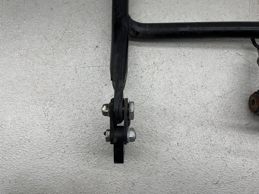 06-15 YAMAHA FZ1 CENTER MAIN STAND