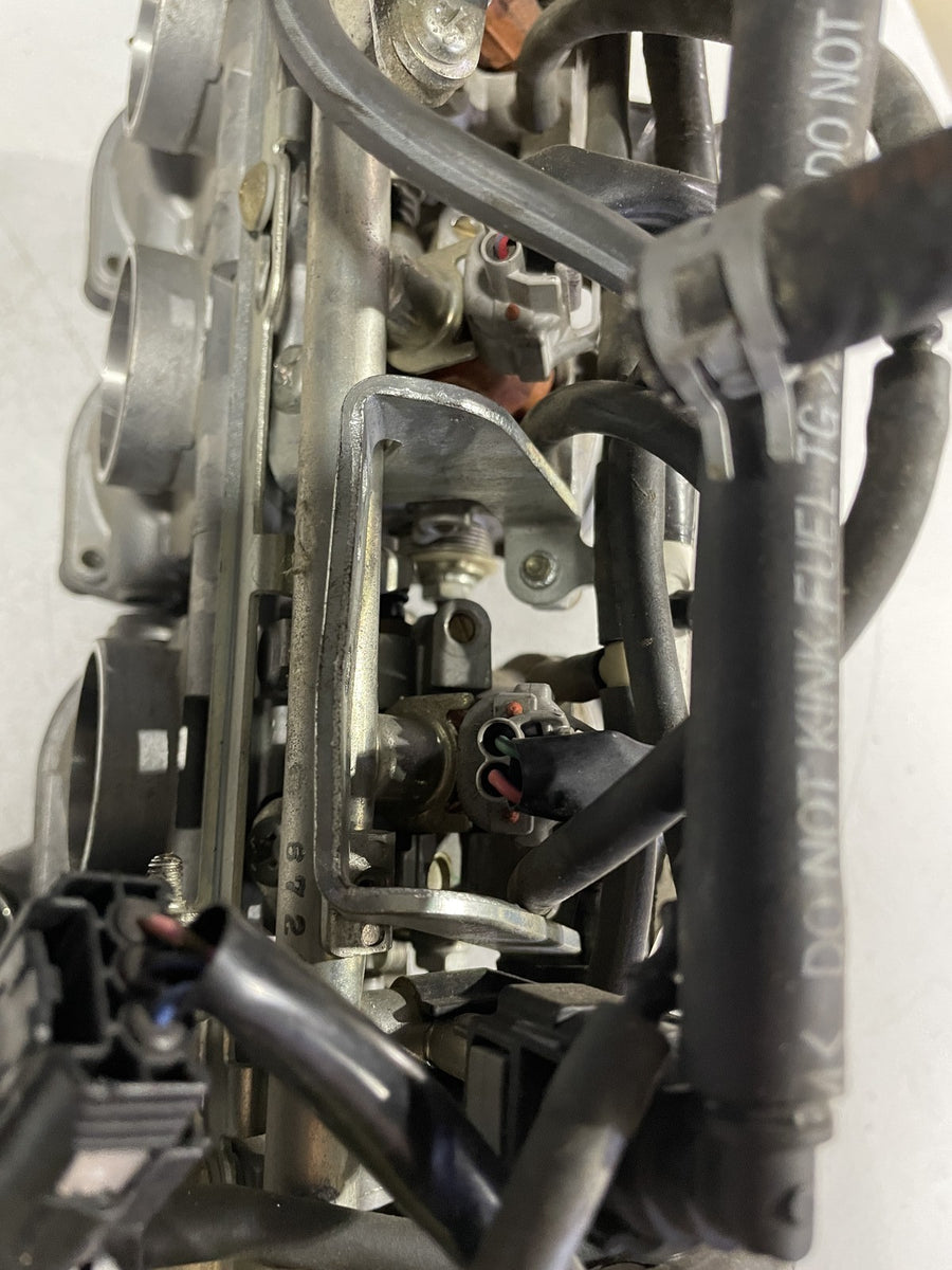 03-05 YAMAHA YZF R6/YZF R6S THROTTLE BODY BODIES FUEL INJECTORS TPS