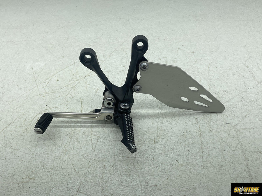 19-23 KAWASAKI NINJA ZX6R ZX636 LEFT REARSET REAR SET FOOT PEG W SHIFTER