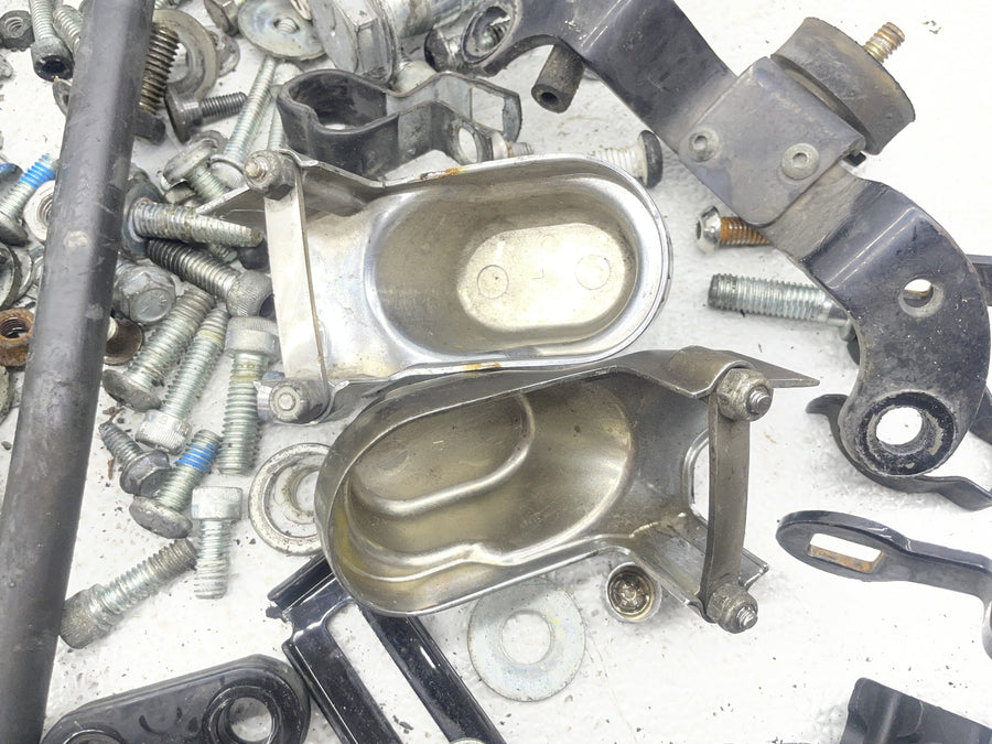 07-11 HARLEY-DAVIDSON SPORTSTER 1200 XL1200C PARTS HARDWARE LOT