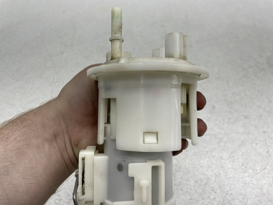 06-15 YAMAHA FZ1 FUEL PUMP GAS PETROL SENDER UNIT