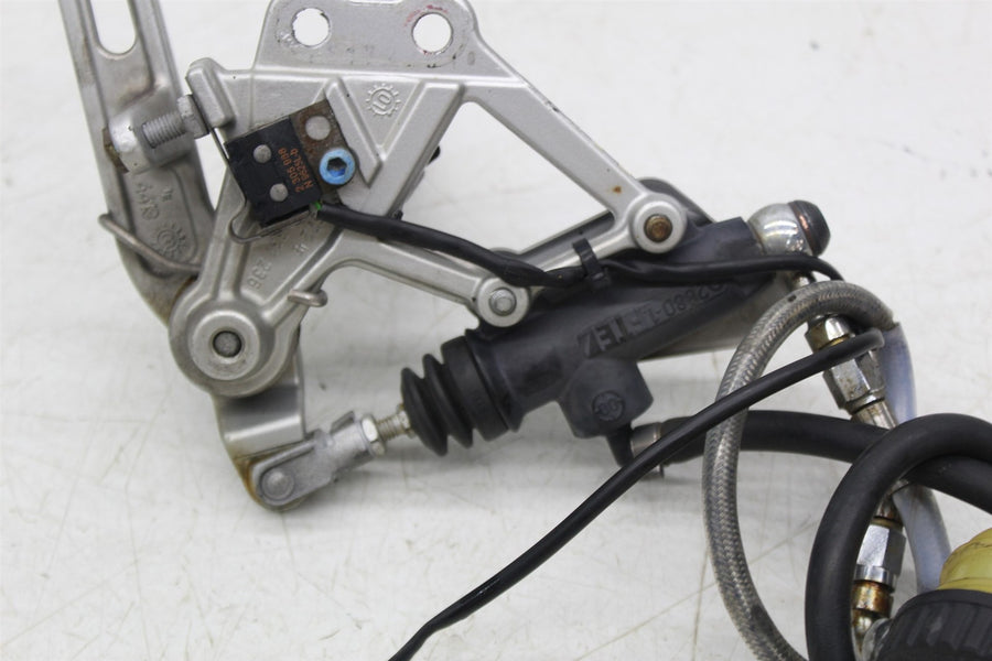 98-05 BMW R1100 S RIGHT REARSET REAR SET DRIVER FOOT PEG MASTER CYLINDER