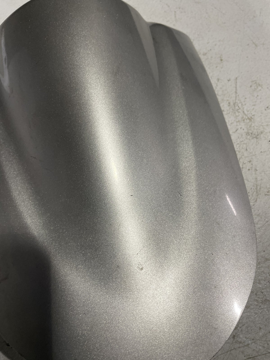 06-07 SUZUKI GSXR600 REAR BACK SEAT SOLO COWL FAIRING COVER 45550-01H01-YD8
