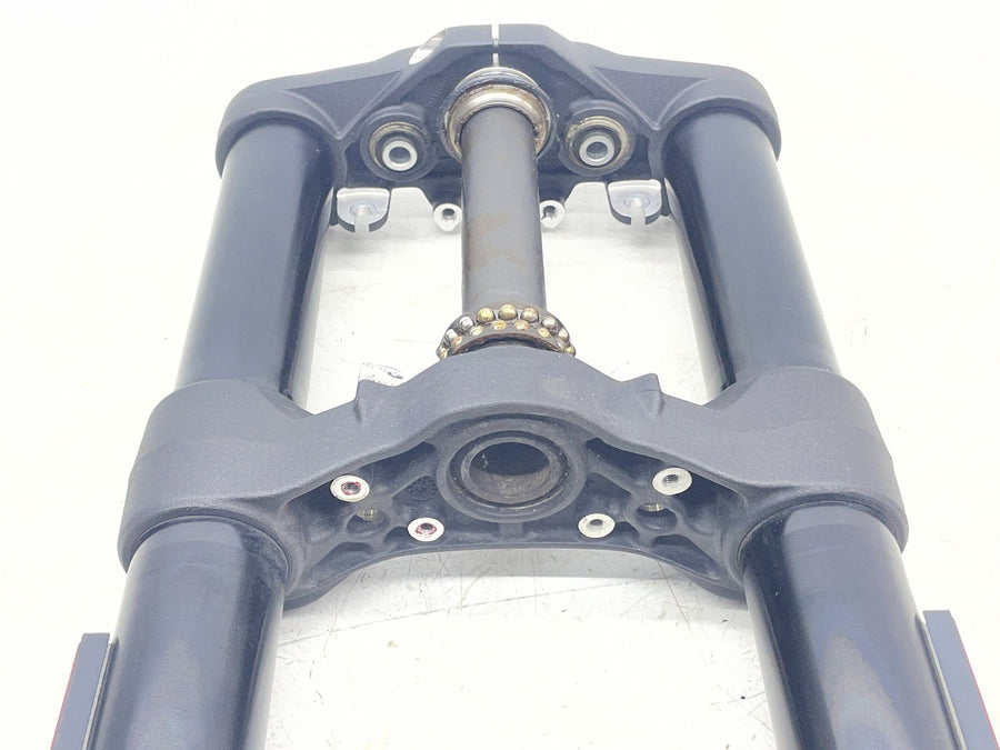 15-18 DUCATI SCRAMBLER 800 FRONT END FORKS SUSPENSION TRIPLE TREE STRAIGHT