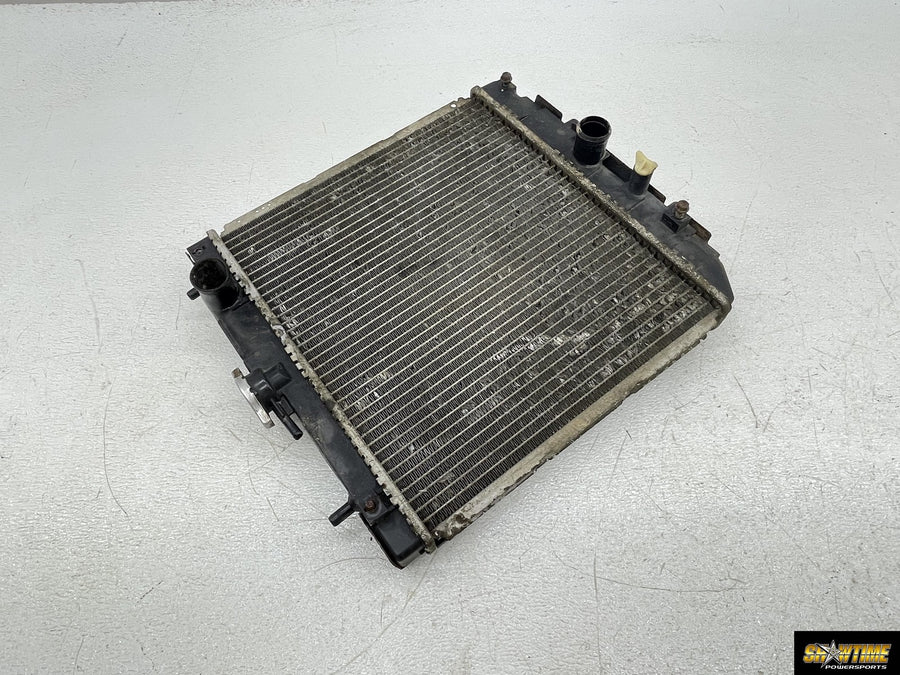 04-10 KUBOTA RTV900 ENGINE COOLING COOLER RADIATOR