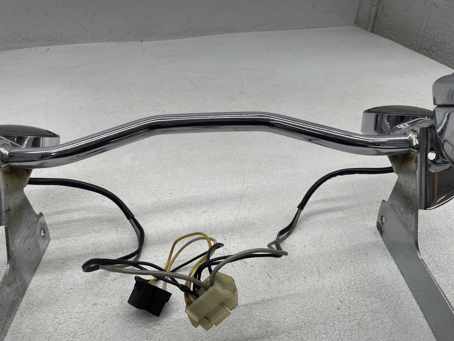 89-91 HARLEY-DAVIDSON ELECTRA GLIDE CLASSIC FLHTC FRONT TURN SIGNAL BAR MOUNT