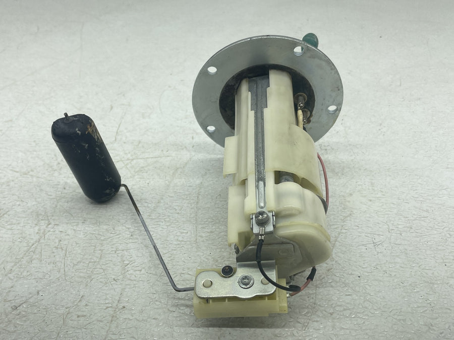 09-15 SUZUKI SFV650 GLADIUS FUEL PUMP GAS PETROL SENDER UNIT