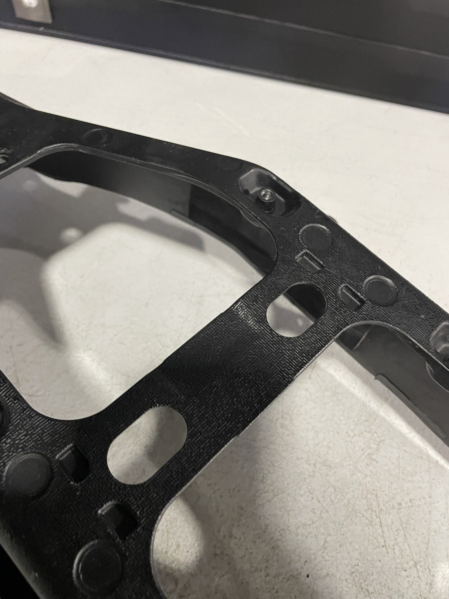 20-26 YAMAHA YZF R1 REAR BACK TAIL SUBFRAME SUB FRAME DAMAGED