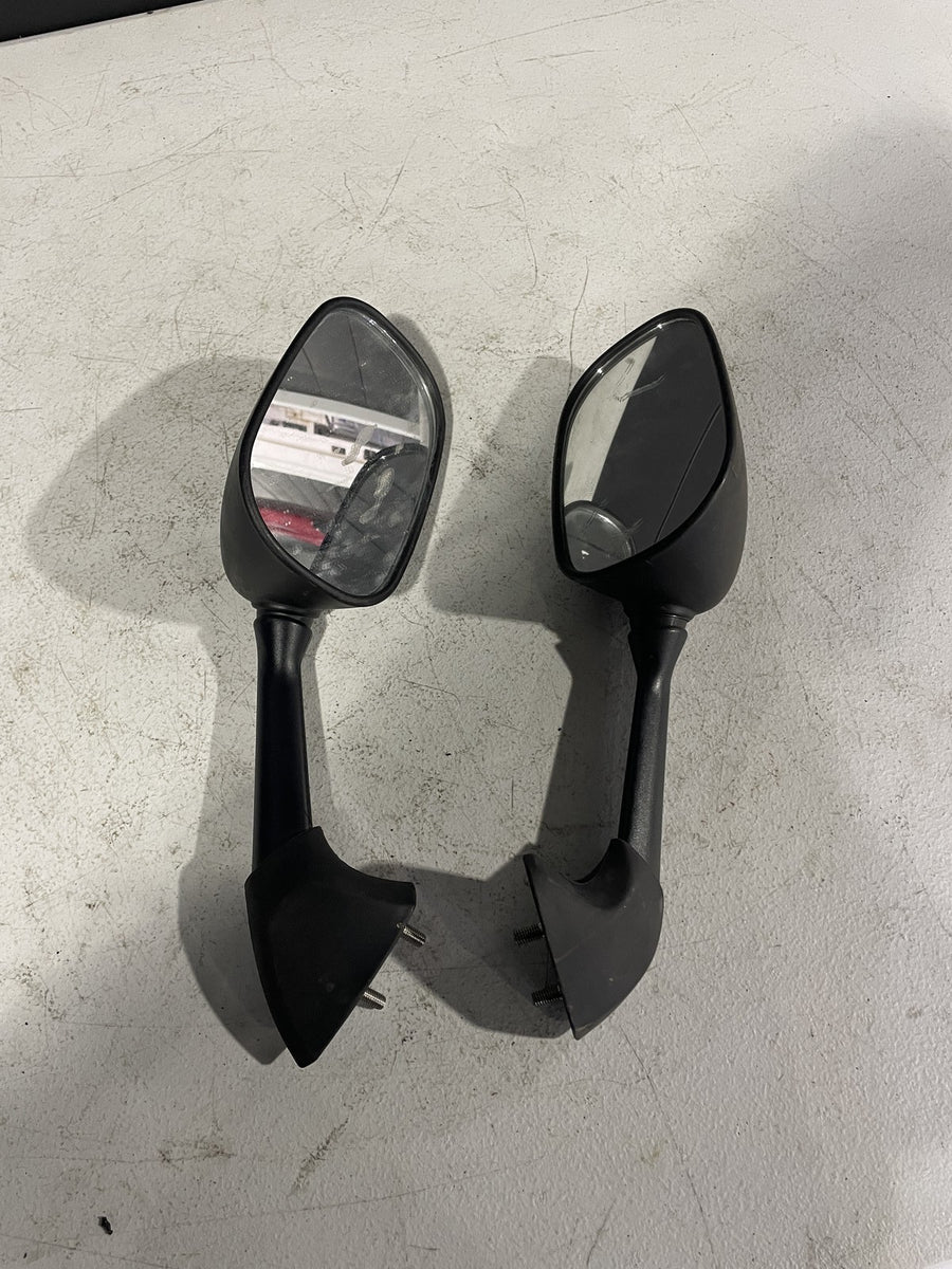 04-06 YAMAHA YZF R1 REAR VIEW MIRROR SET PAIR MIRRORS