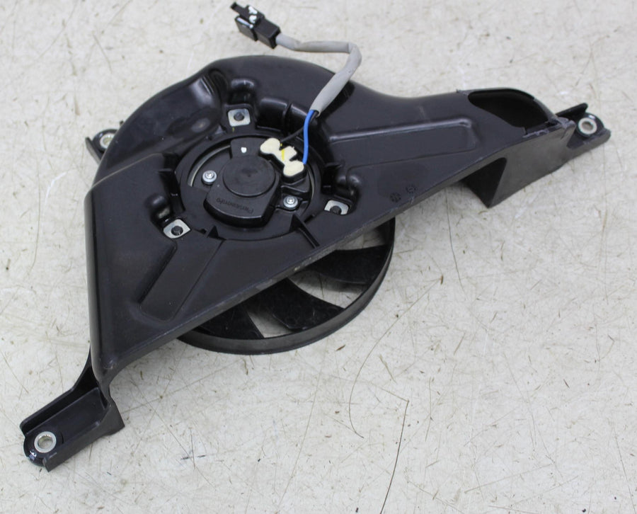 24 KAWASAKI NINJA ZX4R ENGINE RADIATOR COOLING FAN (SEE DESCP)