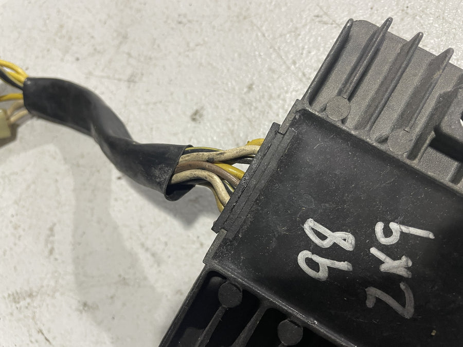 98-99 KAWASAKI NINJA ZX9R RECTIFIER VOLTAGE REGULATOR