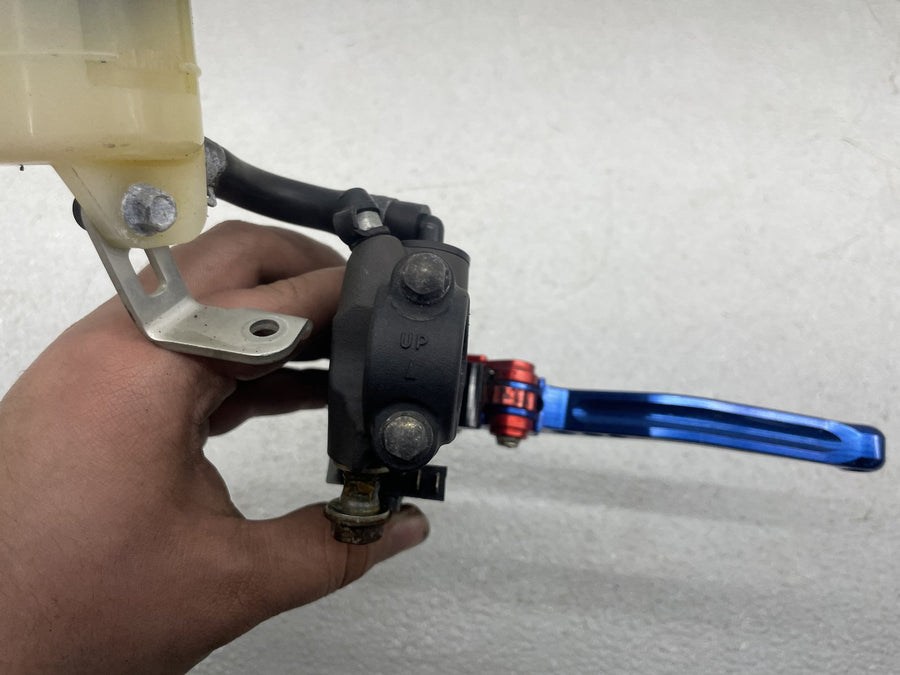06-07 SUZUKI GSXR600 FRONT BRAKE MASTER CYLINDER