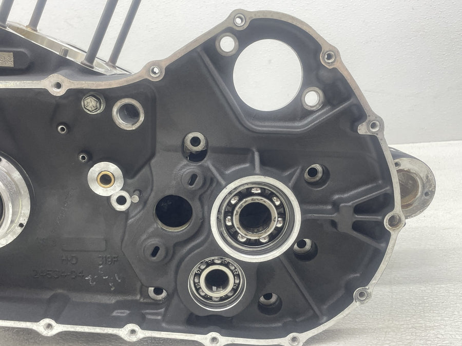 04-06 HARLEY-DAVIDSON SPORTSTER 1200 XL1200C ENGINE MOTOR CRANKCASE CRANK CASES