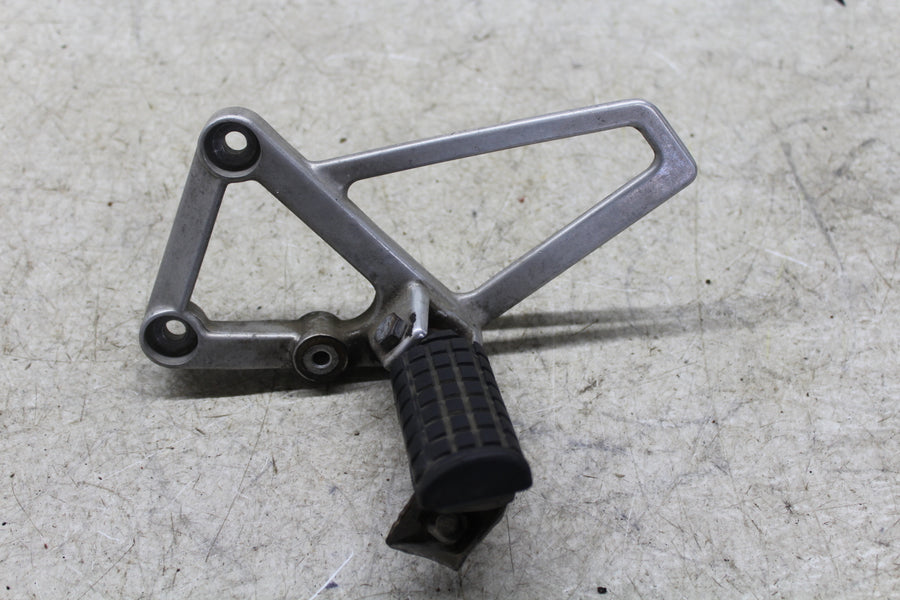 1987 HONDA CBR600F LEFT FRONT BRACKET PEG FITS 87-90