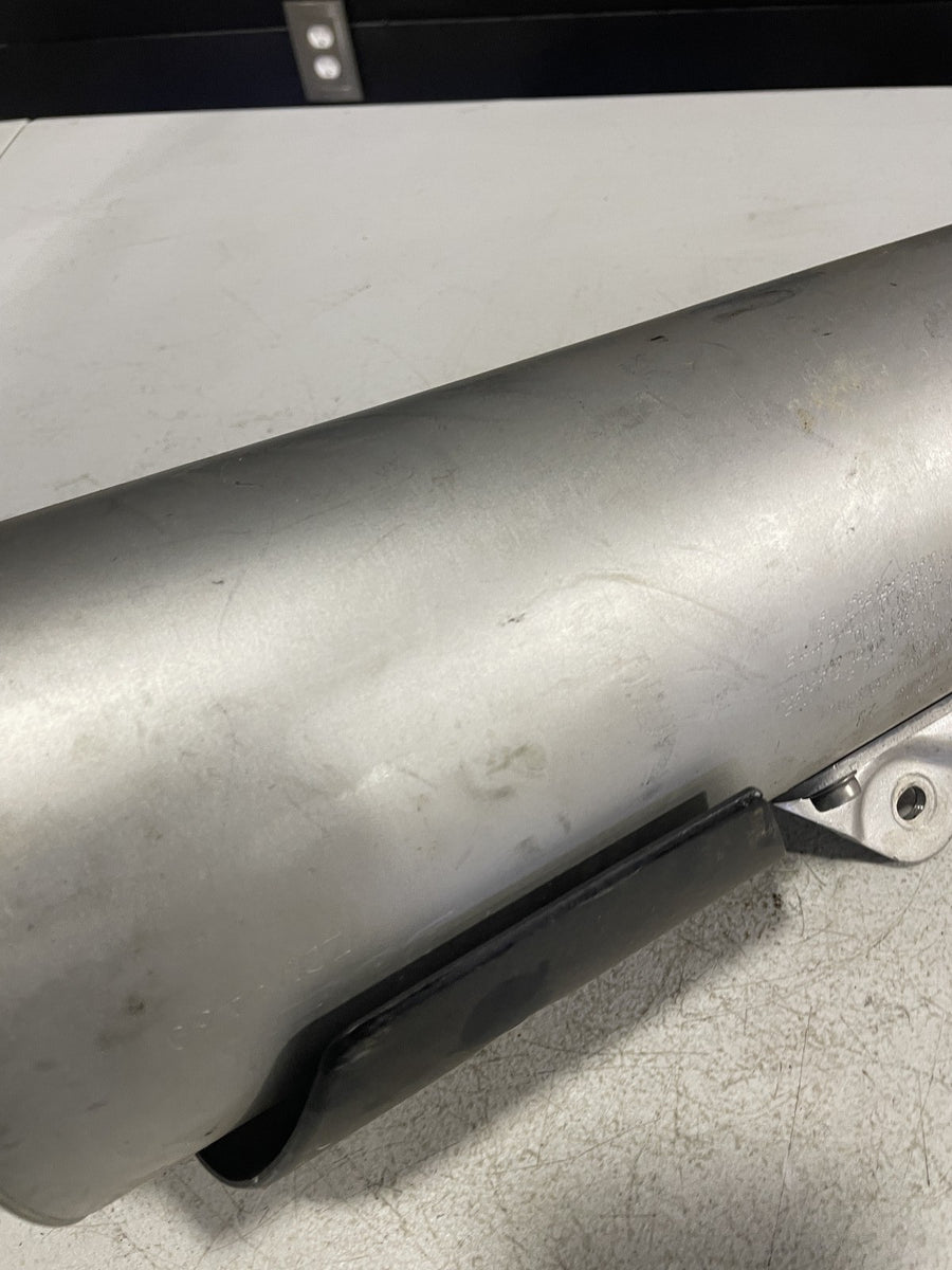 08-14 DUCATI MONSTER 696 RIGHT EXHAUST PIPE MUFFLER SLIP ON CAN SILENCER