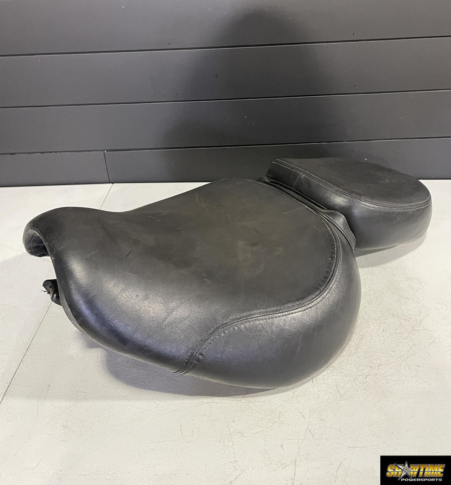 1995 HONDA SHADOW 1100 VT1100C FRONT REAR DRIVER PASSENGER SEAT