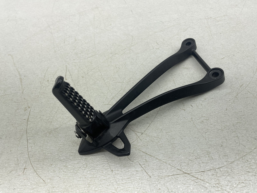 19-23 KAWASAKI NINJA ZX6R ZX636 REAR BACK PASSENGER PEG SET PAIR