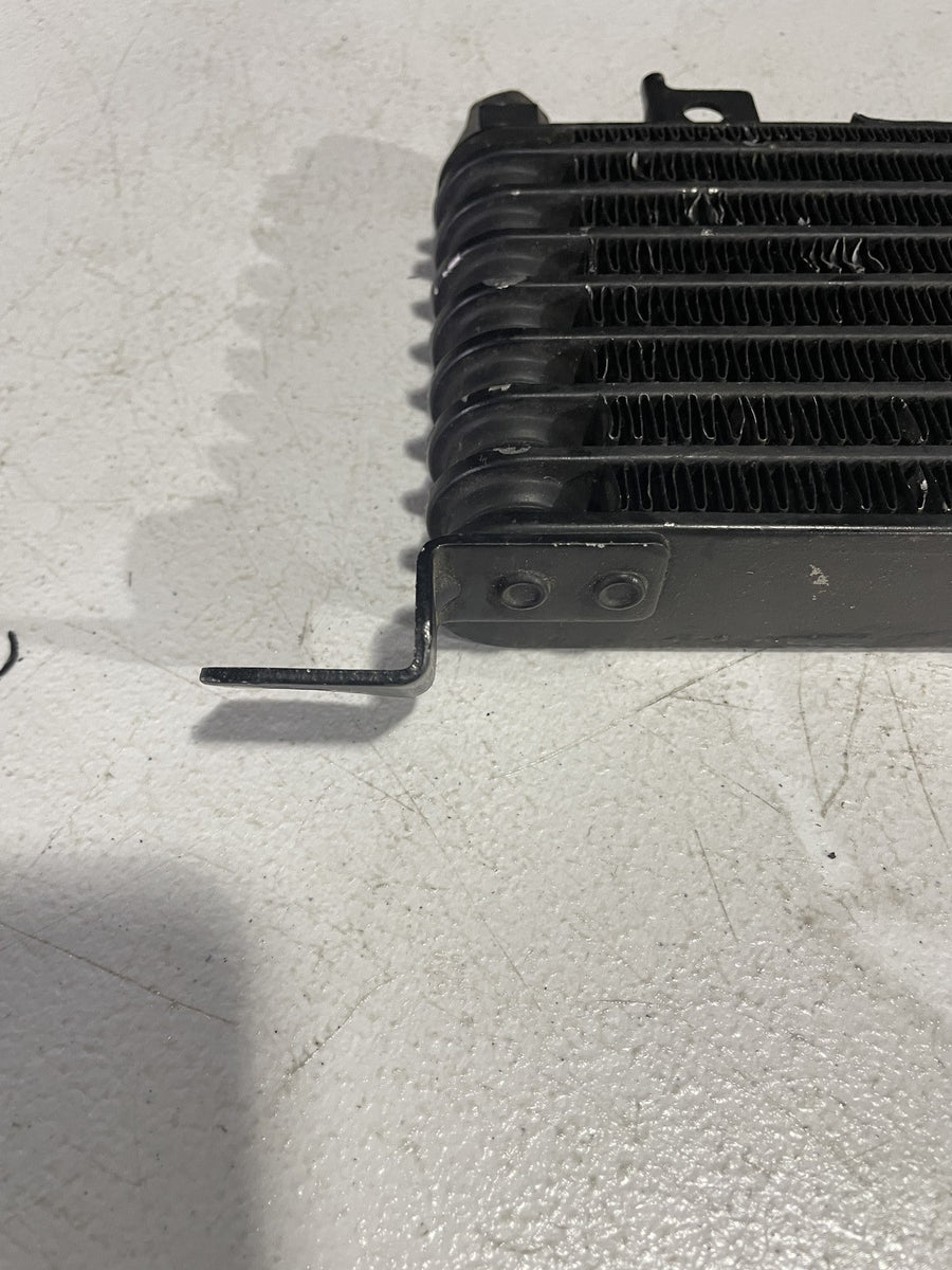 99-04 TRIUMPH SPRINT ST 955 ENGINE MOTOR OIL COOLER  T2101515