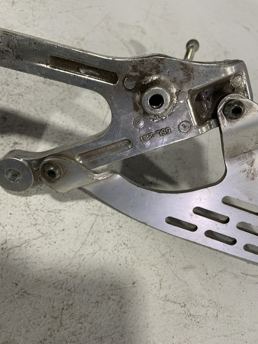 03-05 YAMAHA YZF R6 LEFT REARSET REAR SET FOOT PEG W SHIFTER