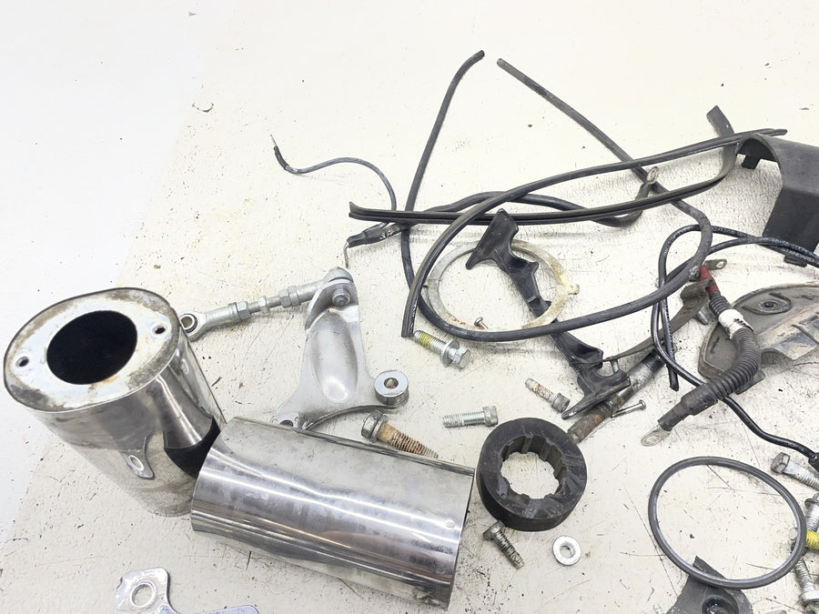 07-11 HARLEY-DAVIDSON STREET GLIDE FLHX PARTS HARDWARE LOT