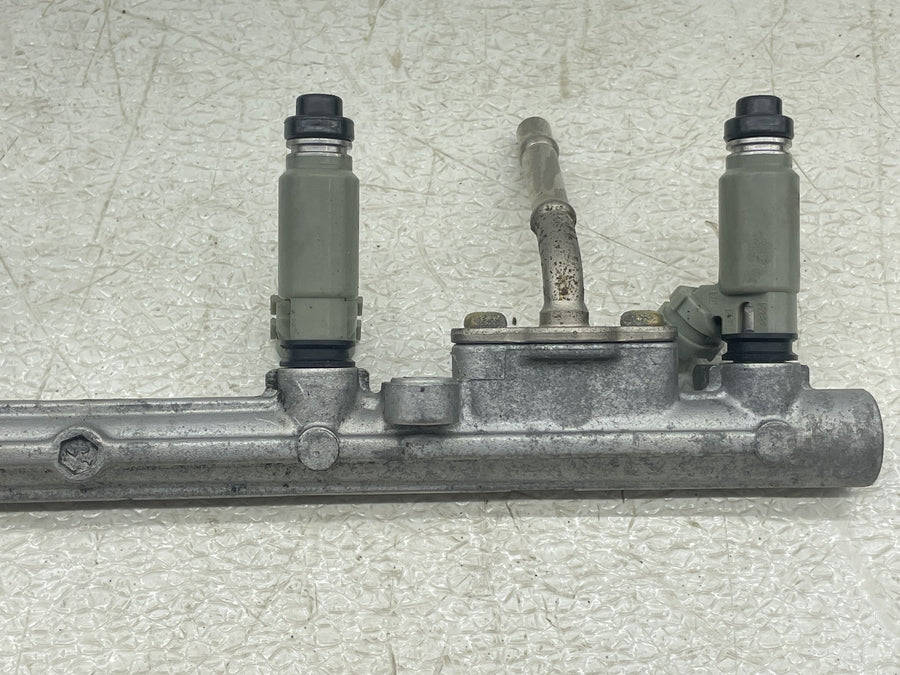 02-05 KAWASAKI NINJA ZX12R FUEL INJECTORS RAIL 16065-1377 49033-1056 49056-1056