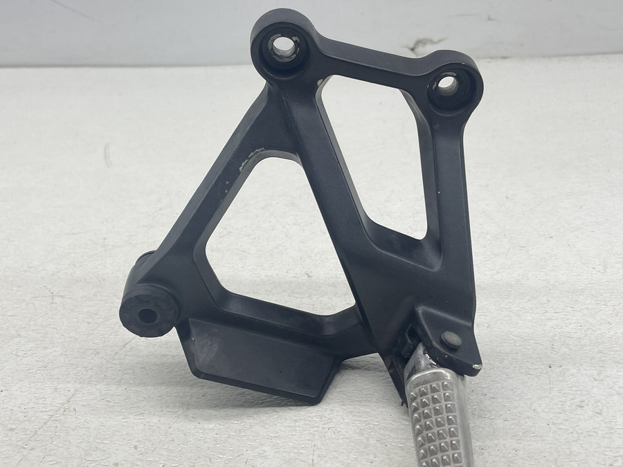 24-25 HONDA TRANSALP XL750 RIGHT REAR PASSENGER FOOT STEP PEG