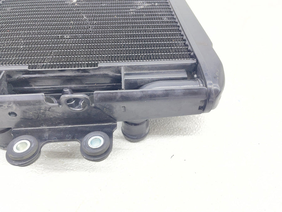 06-07 HARLEY-DAVIDSON STREET ROD VRSCR ENGINE COOLER COOLING RADIATOR RADIATER