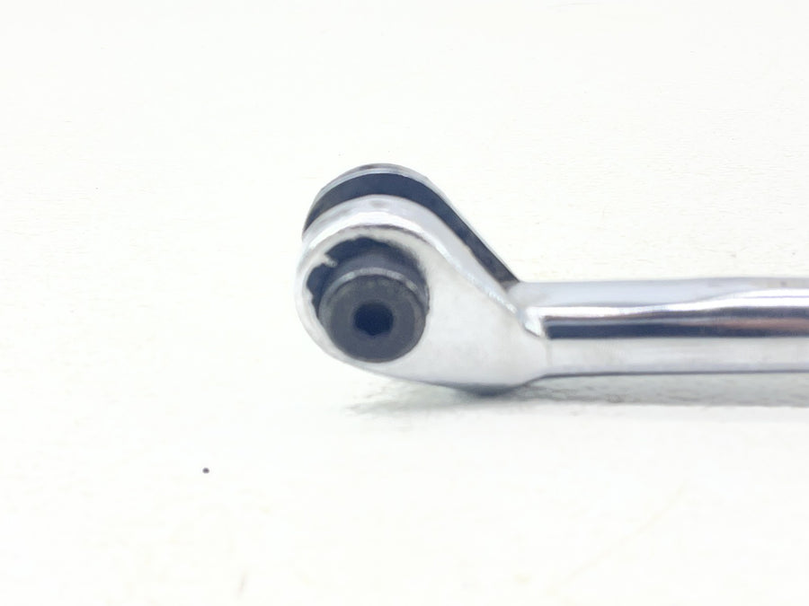 04-06 VICTORY KINGPIN KICKSTAND SIDE KICK STAND 2204489-266 7042047
