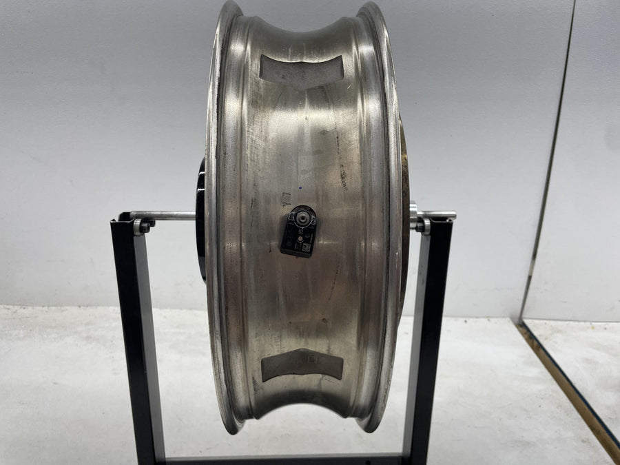 24-26 HARLEY-DAVIDSON ROAD GLIDE FLTRX HELIX REAR BACK WHEEL RIM