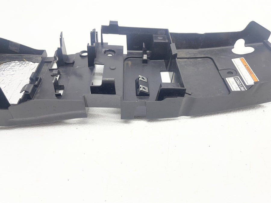 08-16 YAMAHA YZF R6 REAR BACK TAIL UNDERTAIL BATTERY TRAY PLASTIC