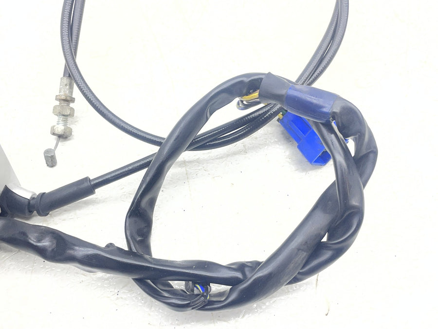 04-06 VICTORY KINGPIN LEFT SWITCH CONTROL HORN SIGNALS SWITCHES 4010775