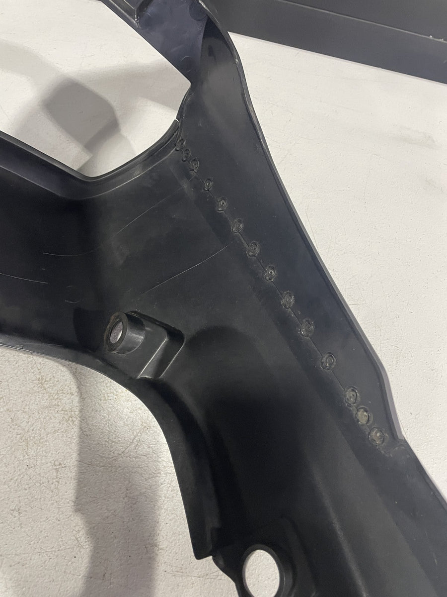 88-93 SUZUKI KATANA 1100 GSX1100F CENTER REAR BACK TAIL FAIRING COWL
