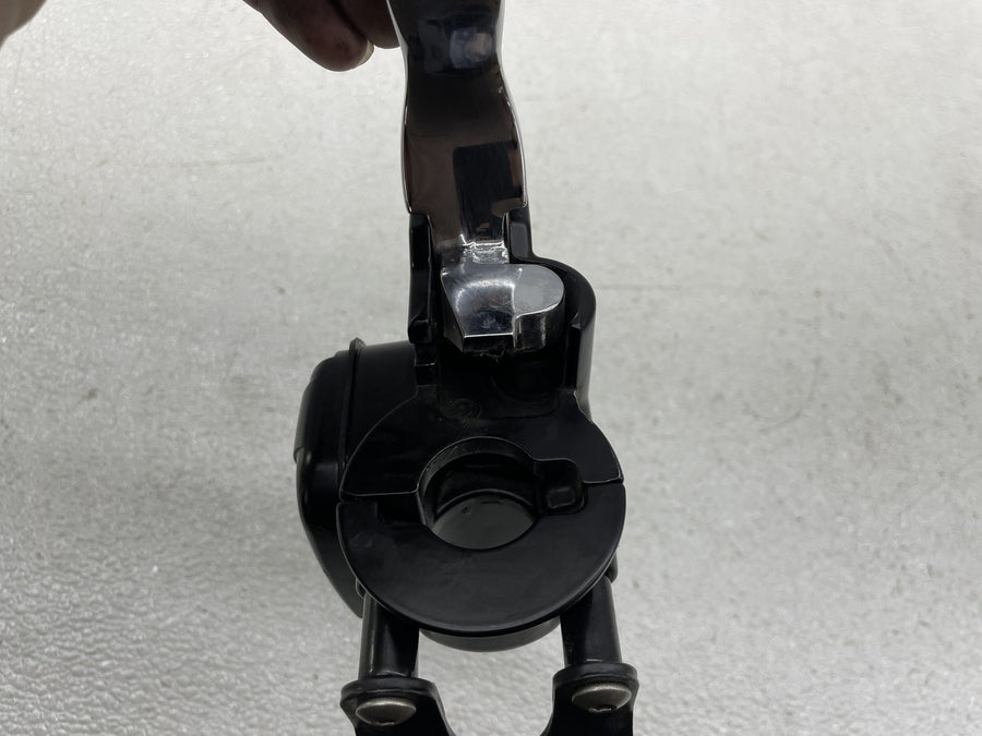 07-11 HARLEY-DAVIDSON ROAD KING CLASSIC FLHRC FRONT BRAKE MASTER CYLINDER