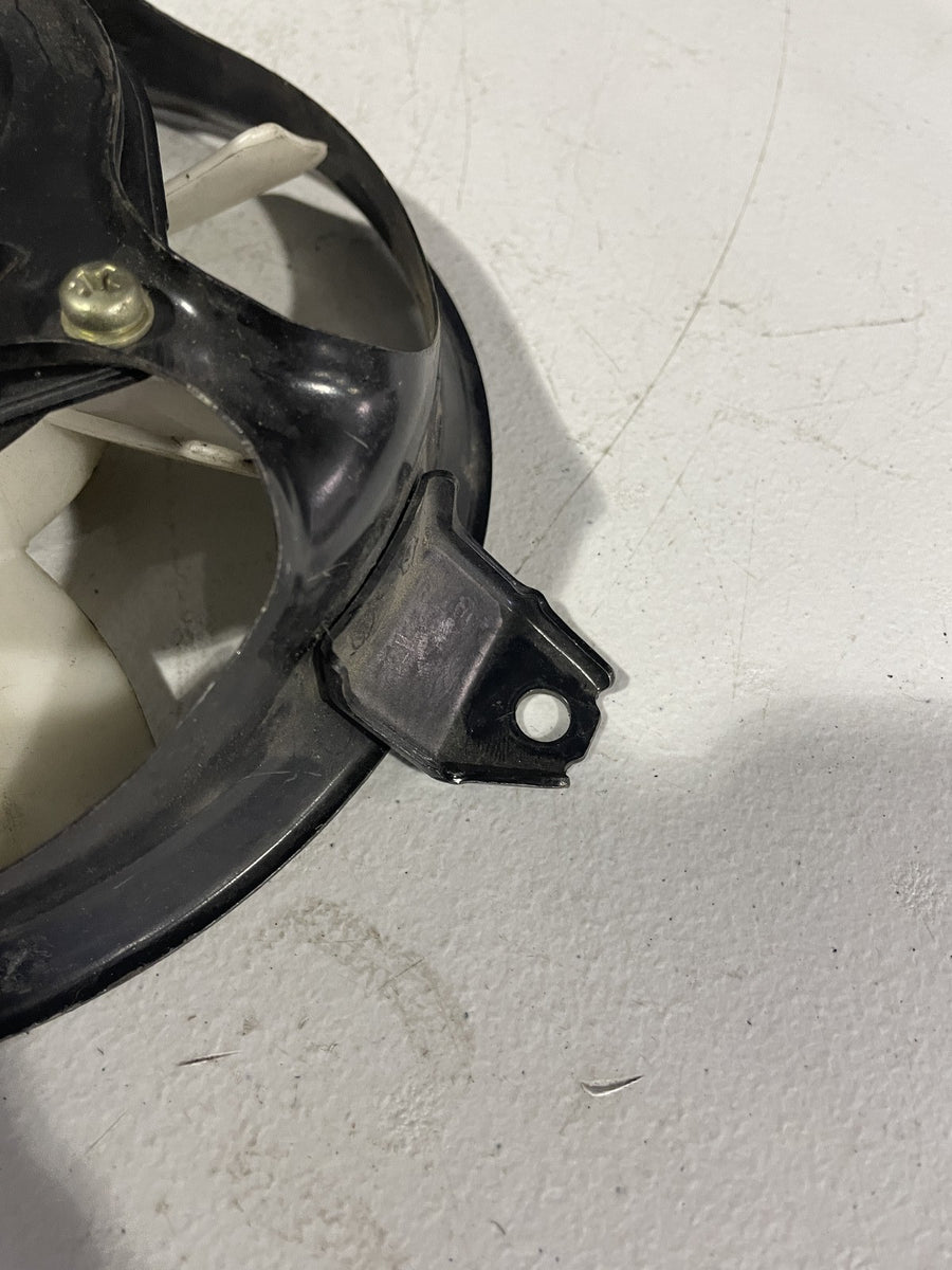 99-04 TRIUMPH SPRINT ST 955 ENGINE RADIATOR COOLING FAN