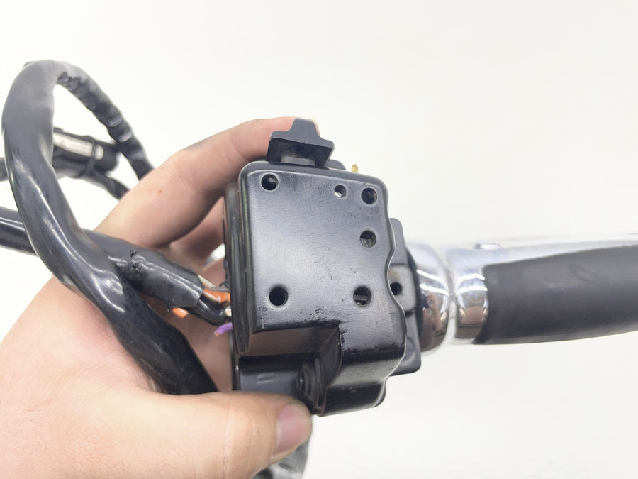 13 HARLEY-DAVIDSON ROAD GLIDE CVO CUSTOM FLTRXSE2 RIGHT CONTROL SWITCH