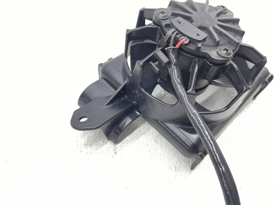 17-23 HARLEY-DAVIDSON ELECTRA GLIDE ULTRA LIMITED LEFT ENGINE RADIATOR FAN