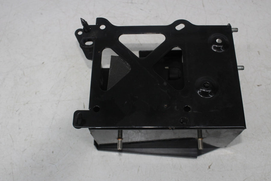 11-17 VICTORY HIGH BALL BATTERY TRAY BOX HOLDER