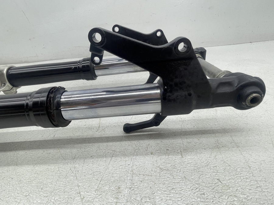 06-15 YAMAHA FZ1 FZ1S FRONT FORKS SHOCK SUSPENSION TRIPLE TREE STRAIGHT