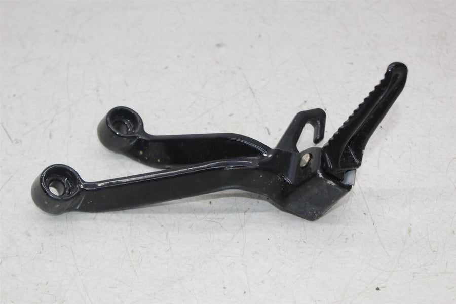 03-04 SUZUKI GSXR1000 LEFT RIGHT REAR BACK PASSENGER FOOT STEP PEGS PAIR
