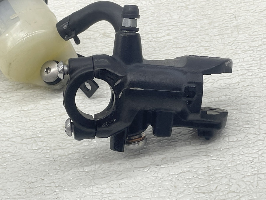 15-18 BMW S1000RR FRONT BRAKE MASTER CYLINDER RESERVOIR