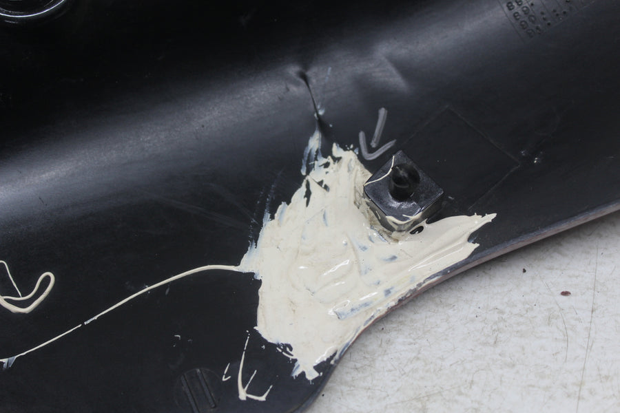 89-97 YAMAHA FZR600 LEFT REAR BACK TAIL FAIRING COWL SHROUD
