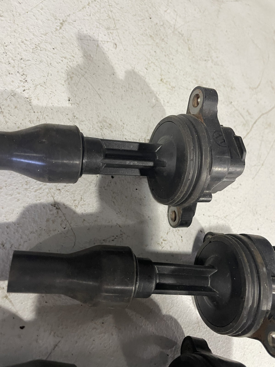 2001 TRIUMPH SPRINT RS IGNITION COILS COIL SPARK PLUG CAPS