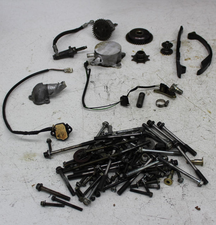 00-03 SUZUKI GSXR750 ENGINE MOTOR PARTS AND HARDWARE NUTS BOLTS GEARS OIL PUMP