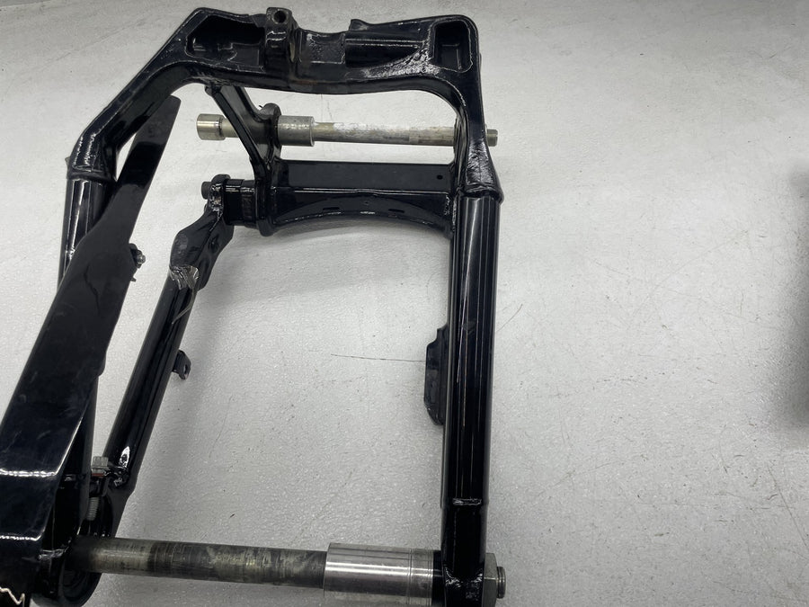 18-23 HARLEY-DAVIDSON STREET BOB REAR SWINGARM SUSPENSION ARM