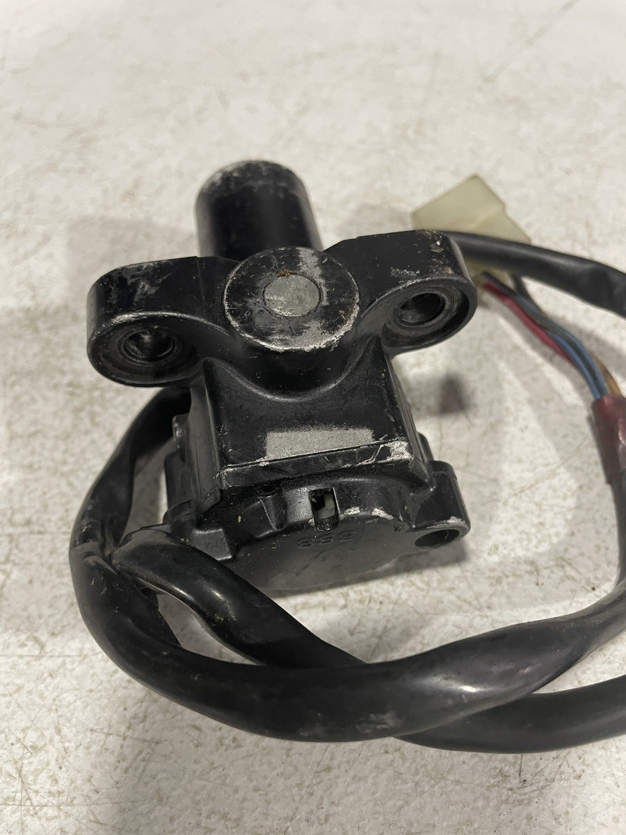 99-02 YAMAHA YZF R6 IGNITION LOCK SET W/ GAS CAP AND SEAT LOCK NO KEY