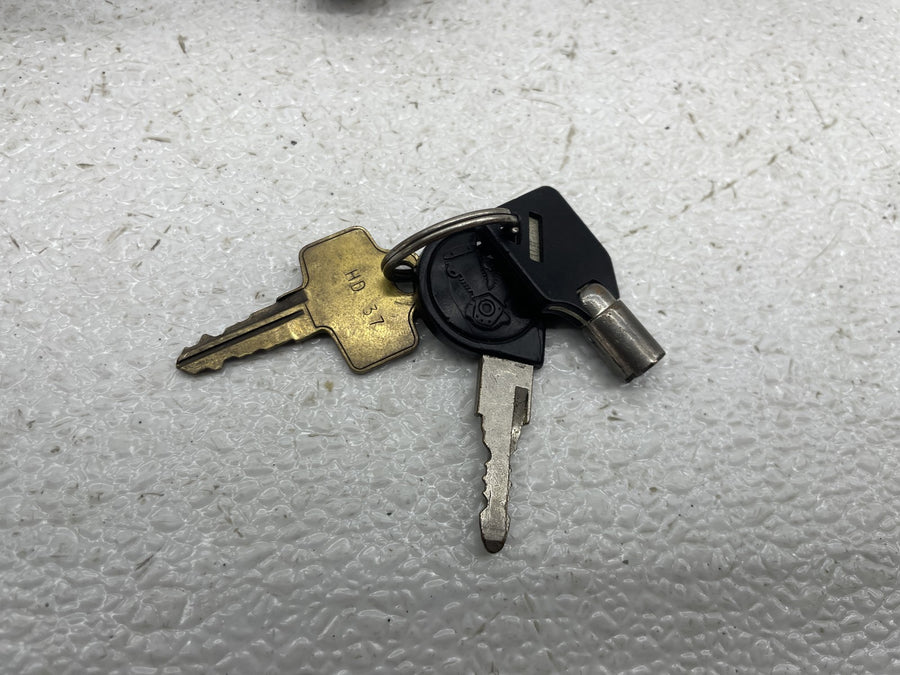89-91 HARLEY-DAVIDSON ELECTRA GLIDE CLASSIC FLHTC IGNITION LOCK KEY SET