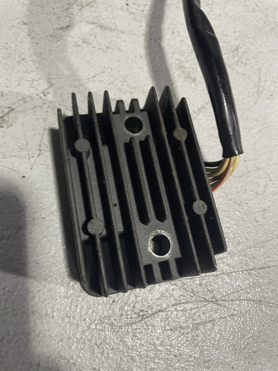 94-09 KAWASAKI NINJA 500R EX500D RECTIFIER VOLTAGE REGULATOR