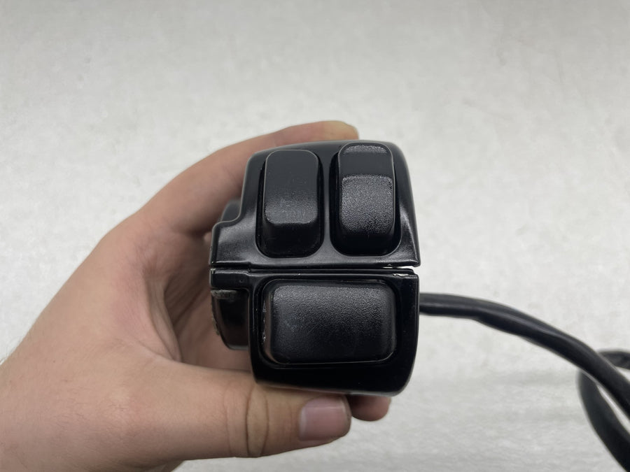 06-11 HARLEY-DAVIDSON DYNA LOW RIDER FXDL LEFT CONTROL SWITCH